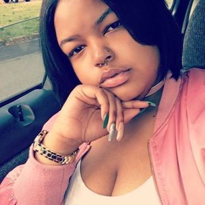 Meet your Posher, Jamiee